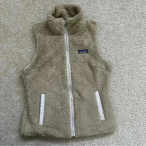 Patagonia Women Los Gatos Vest Full Zip Size Small Beige Sherpa Fleece Outdoor.